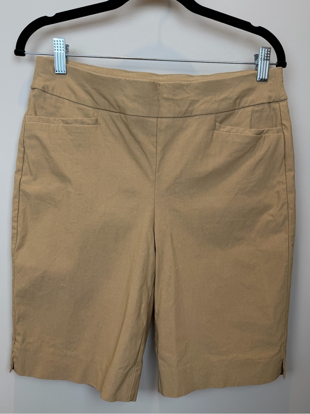 Chico’s Tan Bermuda Shorts Size 0.5 / US 8 Stretch Tailored Shorts